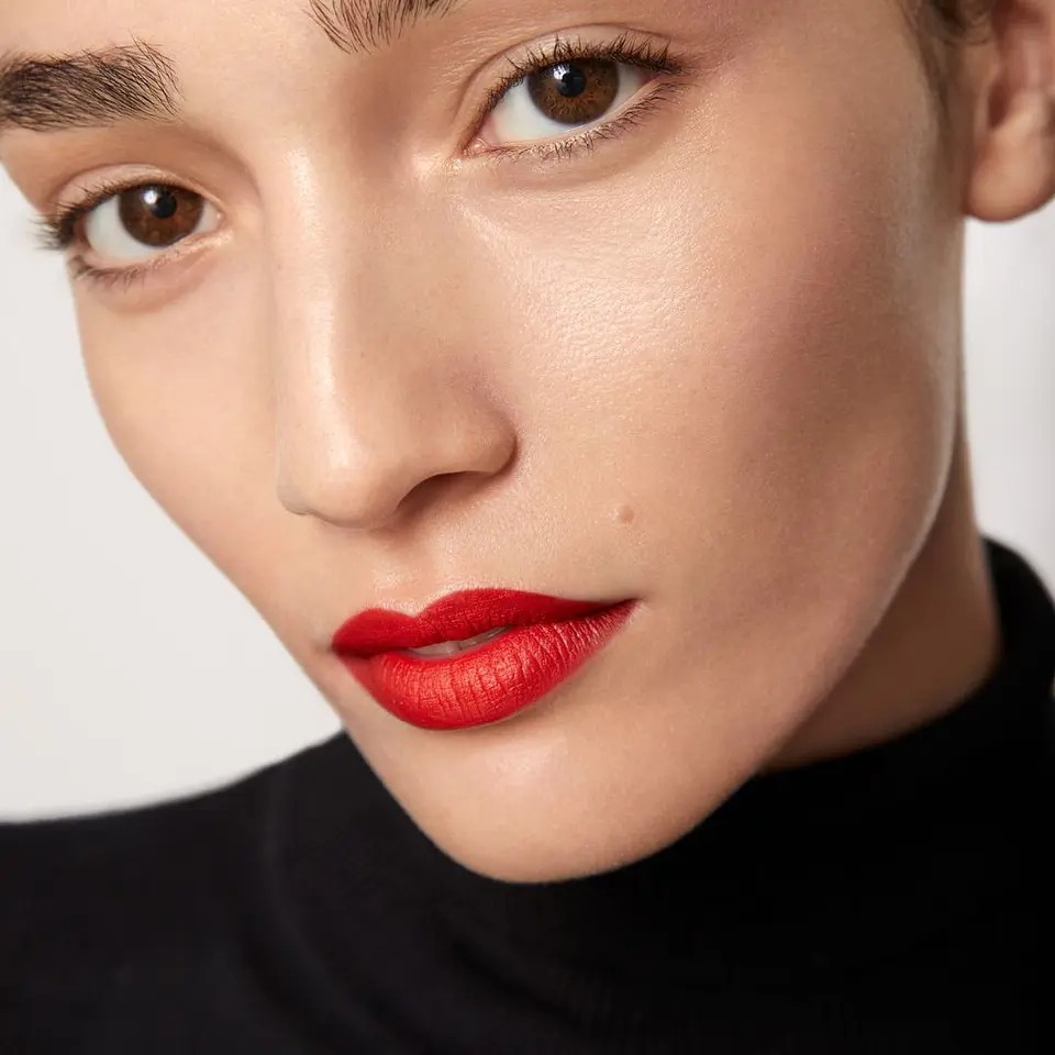U/1ST Multiactive Advanced Lip Serum 4