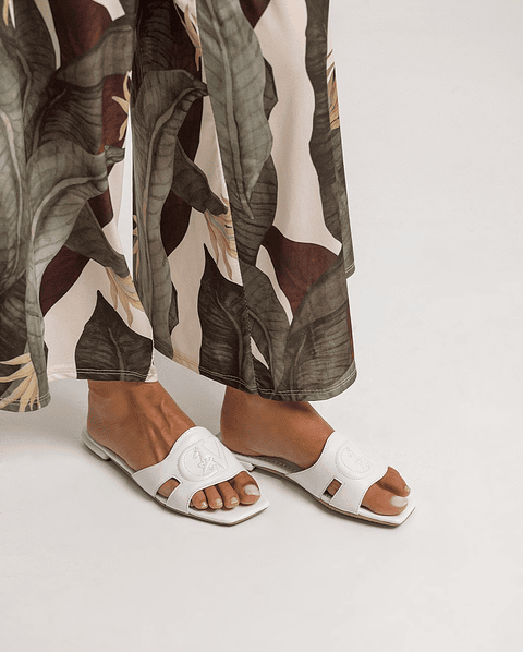 Sandália Rasa Horse by Cavalinho