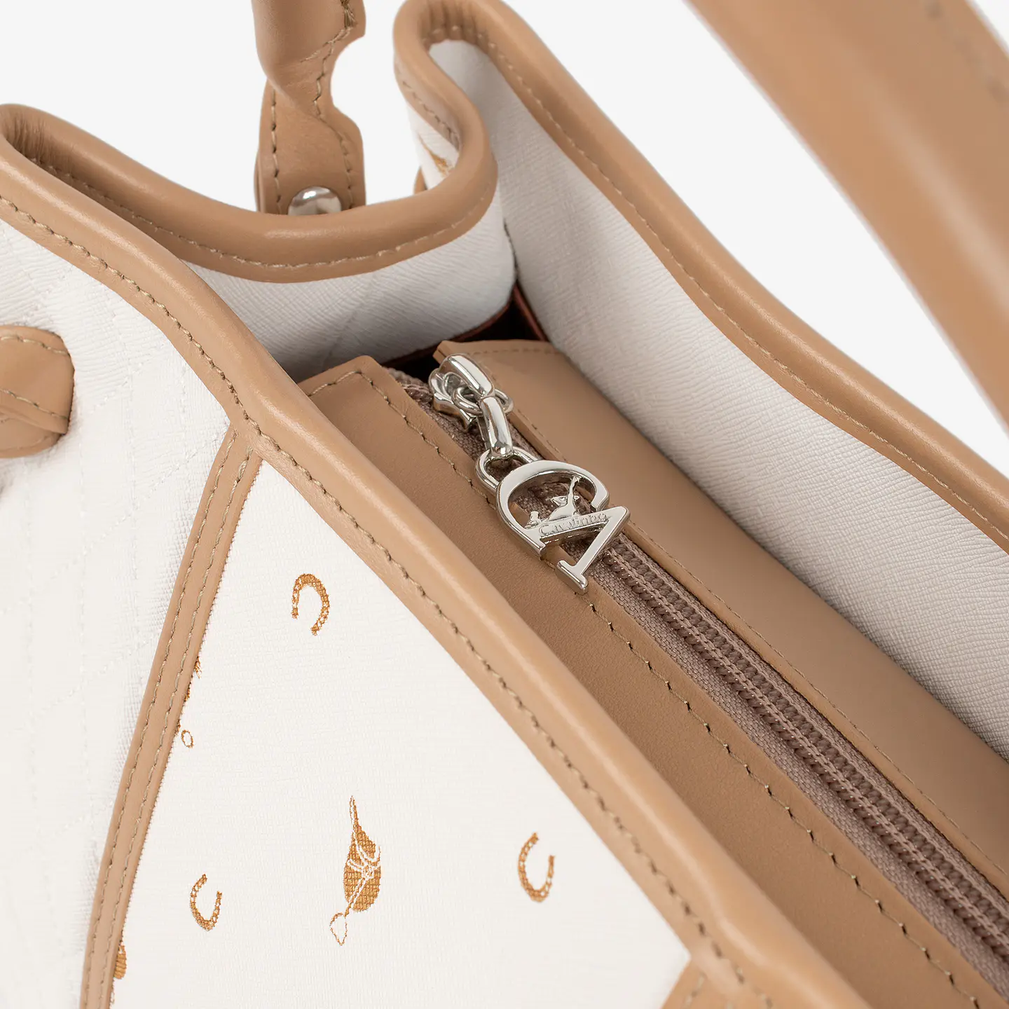 Bolsa de Mão Di Cavallo 5