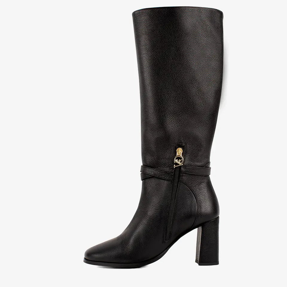  Bota Signature  4