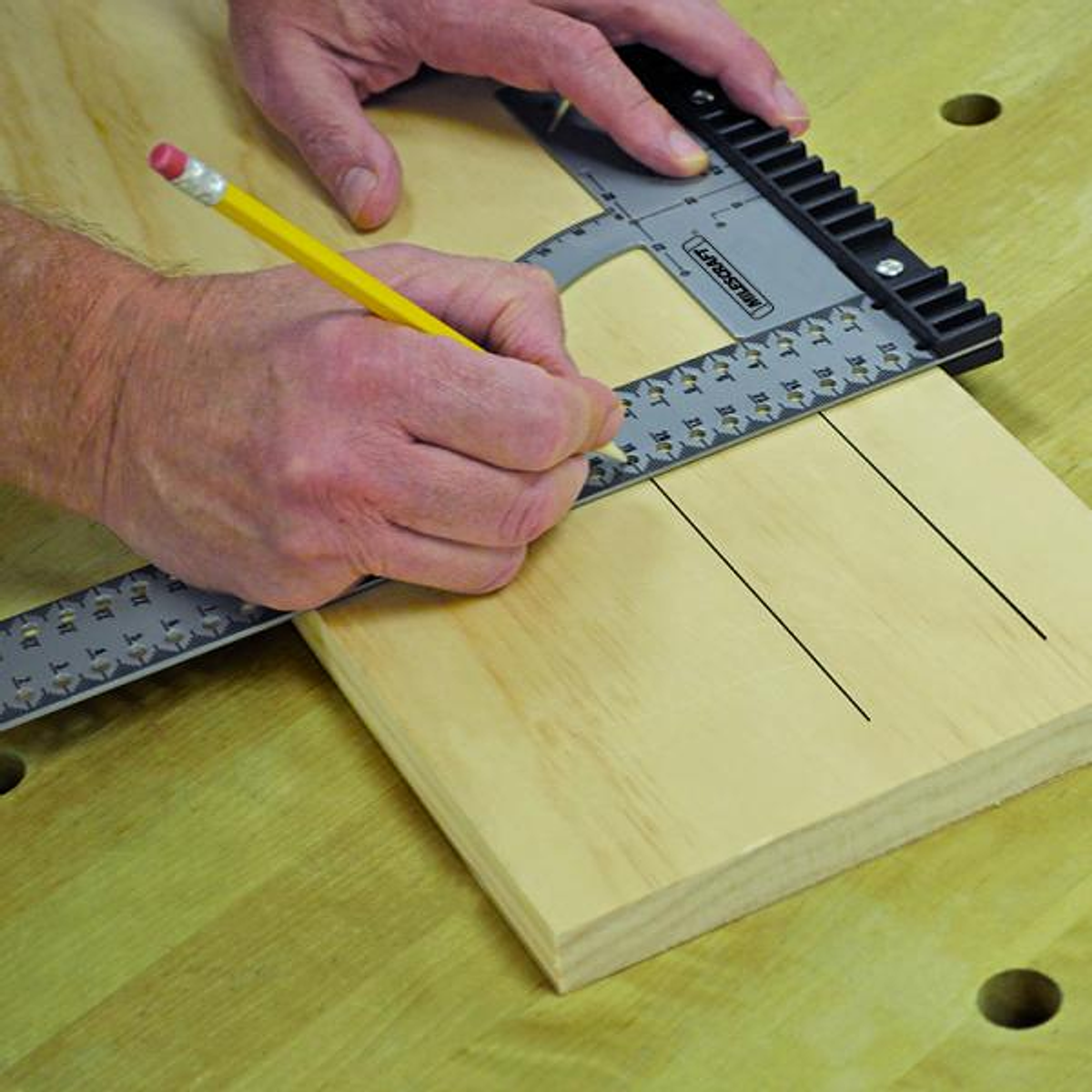 Escuadra Metrica 300