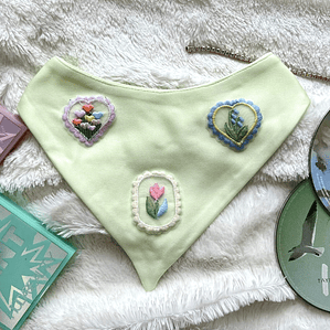 BANDANA FLOWER FIELD