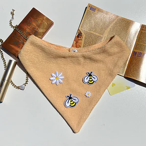 BANDANA CLICK |  DAISY BEE