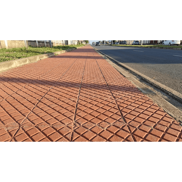 Baldosa diagonal vereda roja 40x40 2