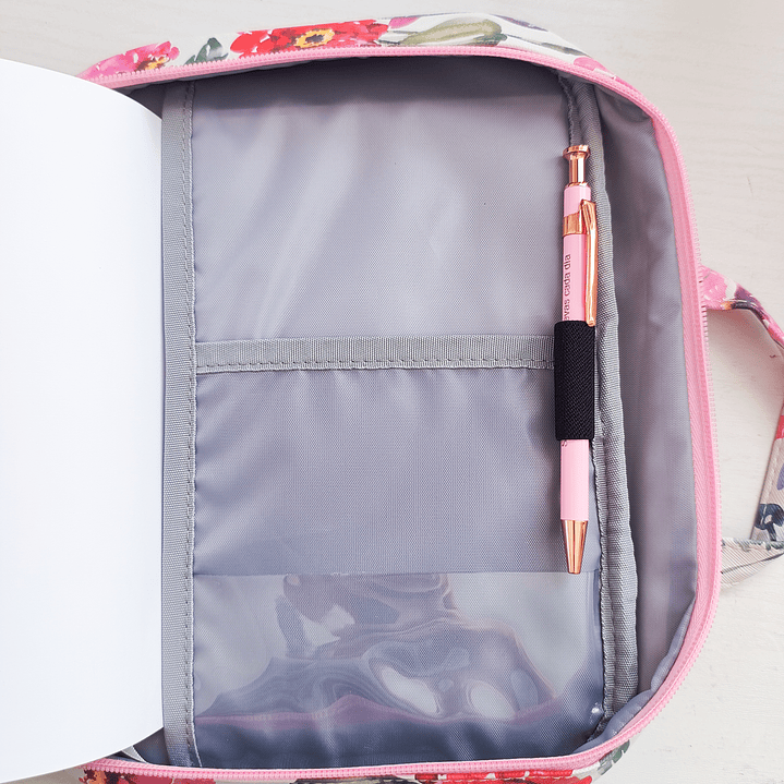 Porta Biblias Grande de Cuerina con Compartimentos 4