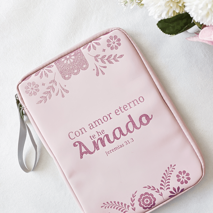 Funda para Tablet 11” – “Con amor eterno te he amado” 3