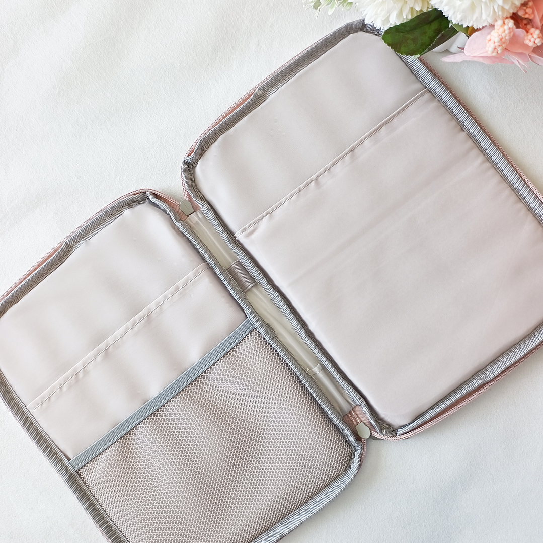 Funda para Tablet 11” – “Con amor eterno te he amado” 9