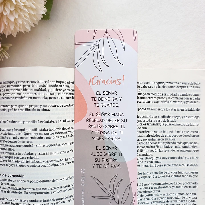 Marcapáginas de Papel  terminación brillante - Varios diseños 4