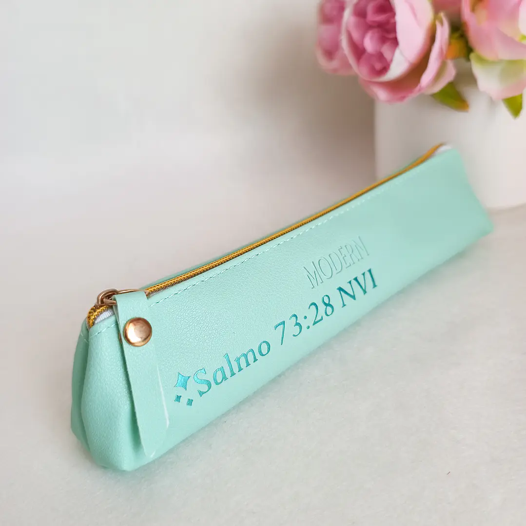 Estuche de Cuerina “Para mí el bien es estar cerca de Dios” 11