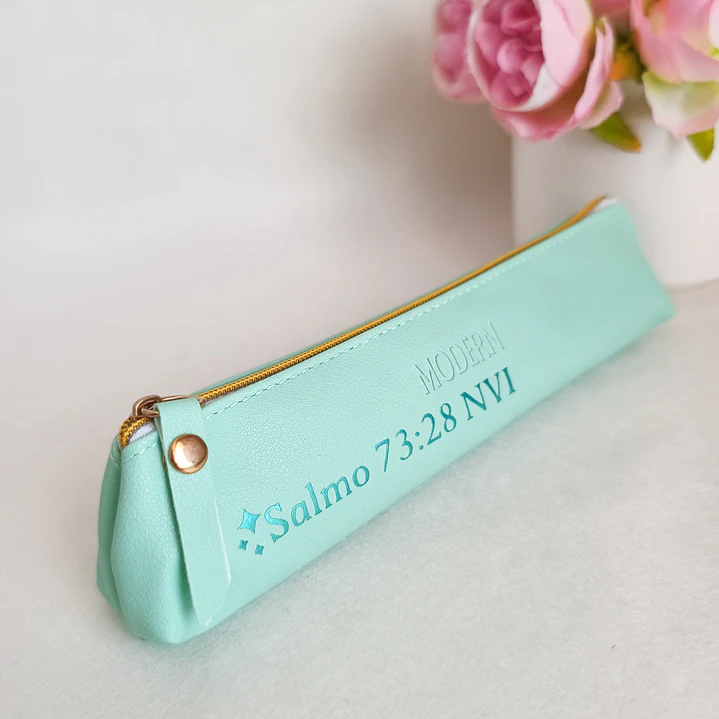 Estuche de Cuerina “Para mí el bien es estar cerca de Dios” 11