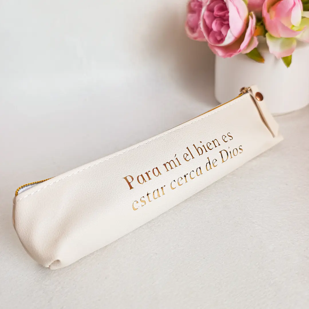 Estuche de Cuerina “Para mí el bien es estar cerca de Dios” 6