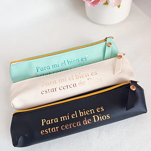 Estuche de Cuerina “Para mí el bien es estar cerca de Dios”
