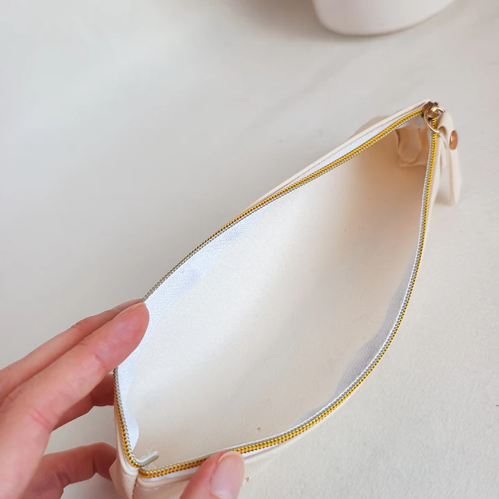 Estuche de Cuerina “Un día a la vez” 13