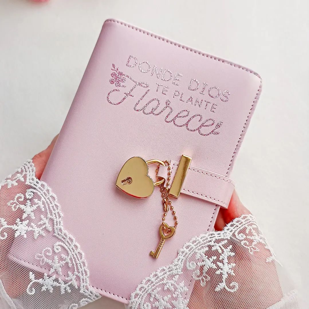 Libreta Eterna con Candado “Donde Dios te plante, florece” 1