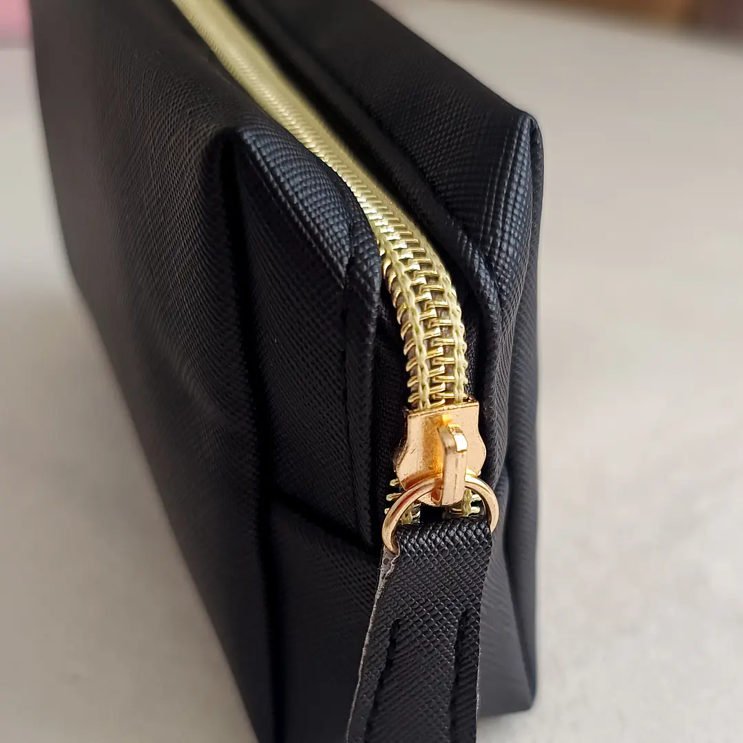 Estuche Neceser “Sus misericordias son nuevas cada día” 12