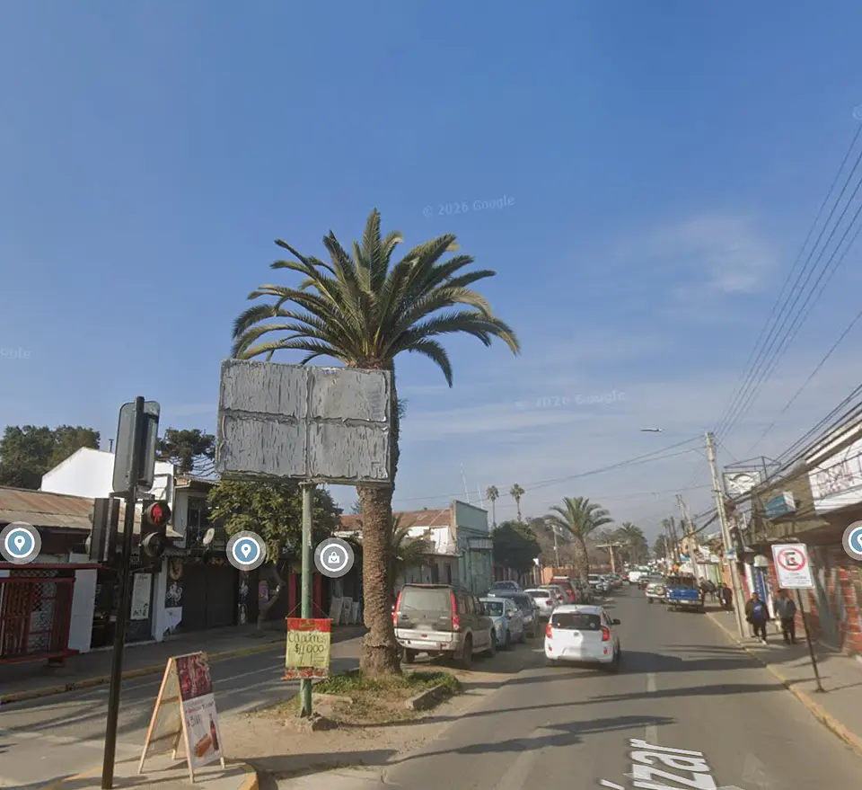 Ortúzar altura 1001 Valla Publicitaria 1