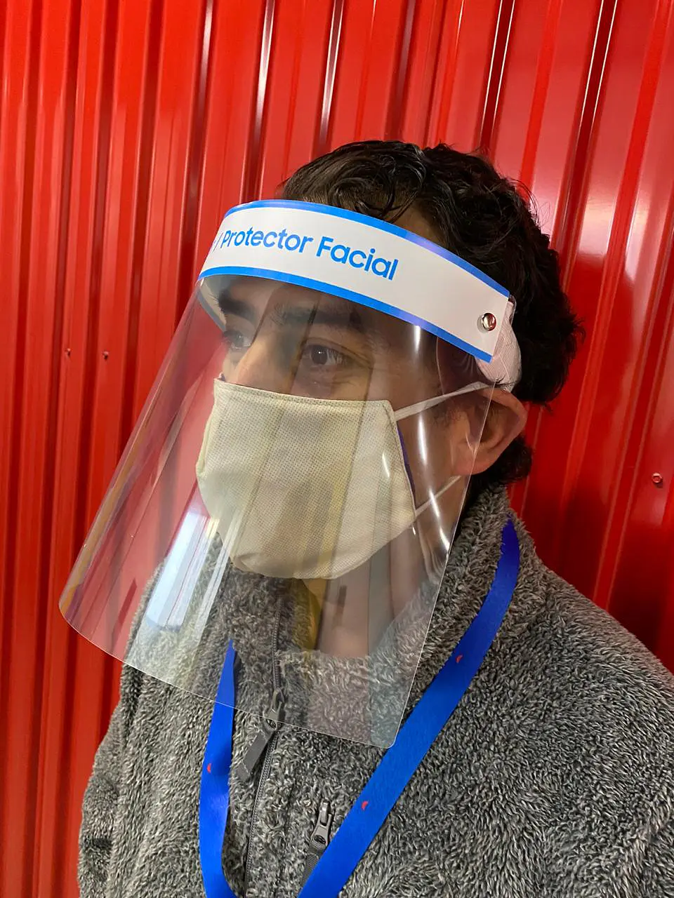 Protector Facial opción de colocar tu logo 9