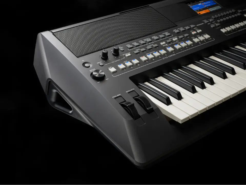 YAMAHA PSRSX600 DIGITAL WORKSTATION 6