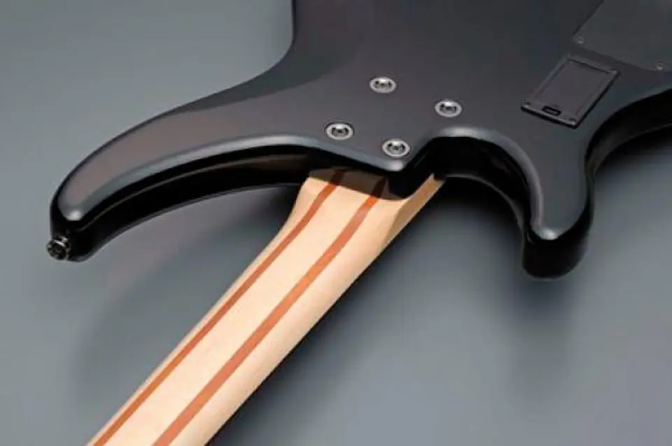 YAMAHA TRBX304 BLACK BAJO ELECTRICO 6