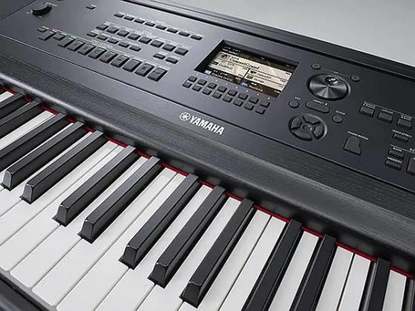 YAMAHA DGX670B PORTABLE DIGITAL PIANO  4
