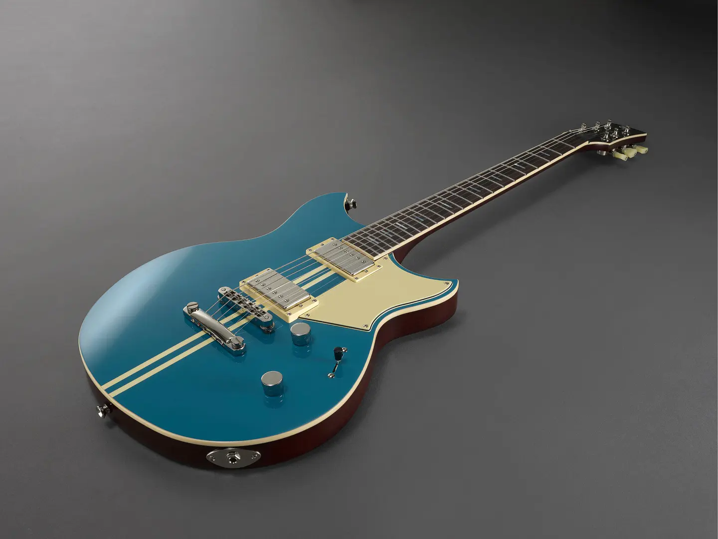 YAMAHA REVSTAR PROFESSIONAL RSP20 SWIFT BLUE 5