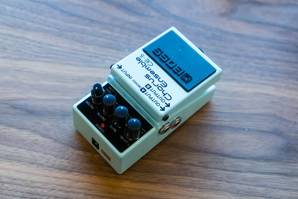 BOSS PEDAL CE5 CHORUS ENSEMBLE 6