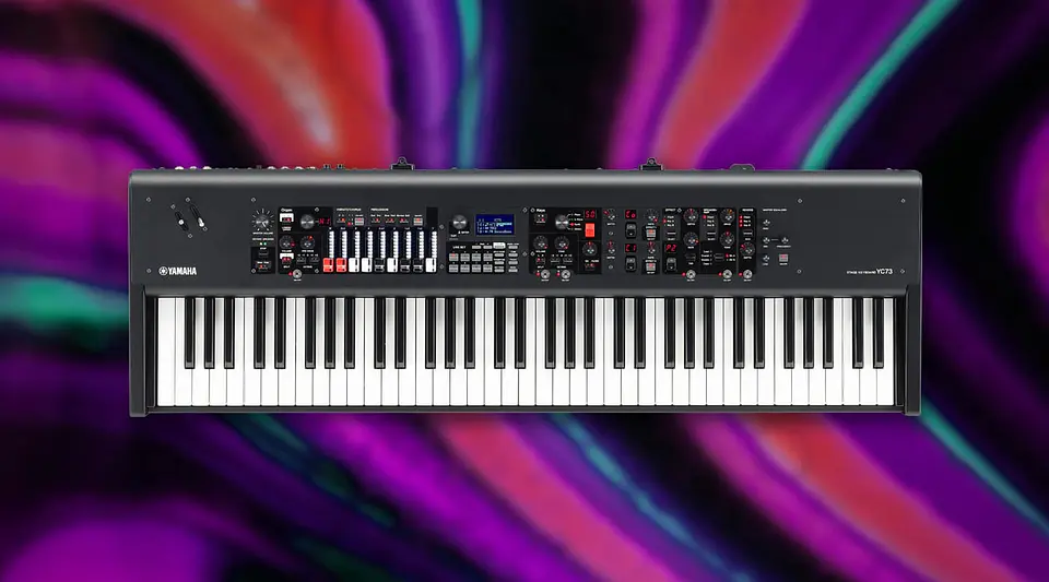 YAMAHA YC73 STAGE KEYBOARD 73 TECLAS 10