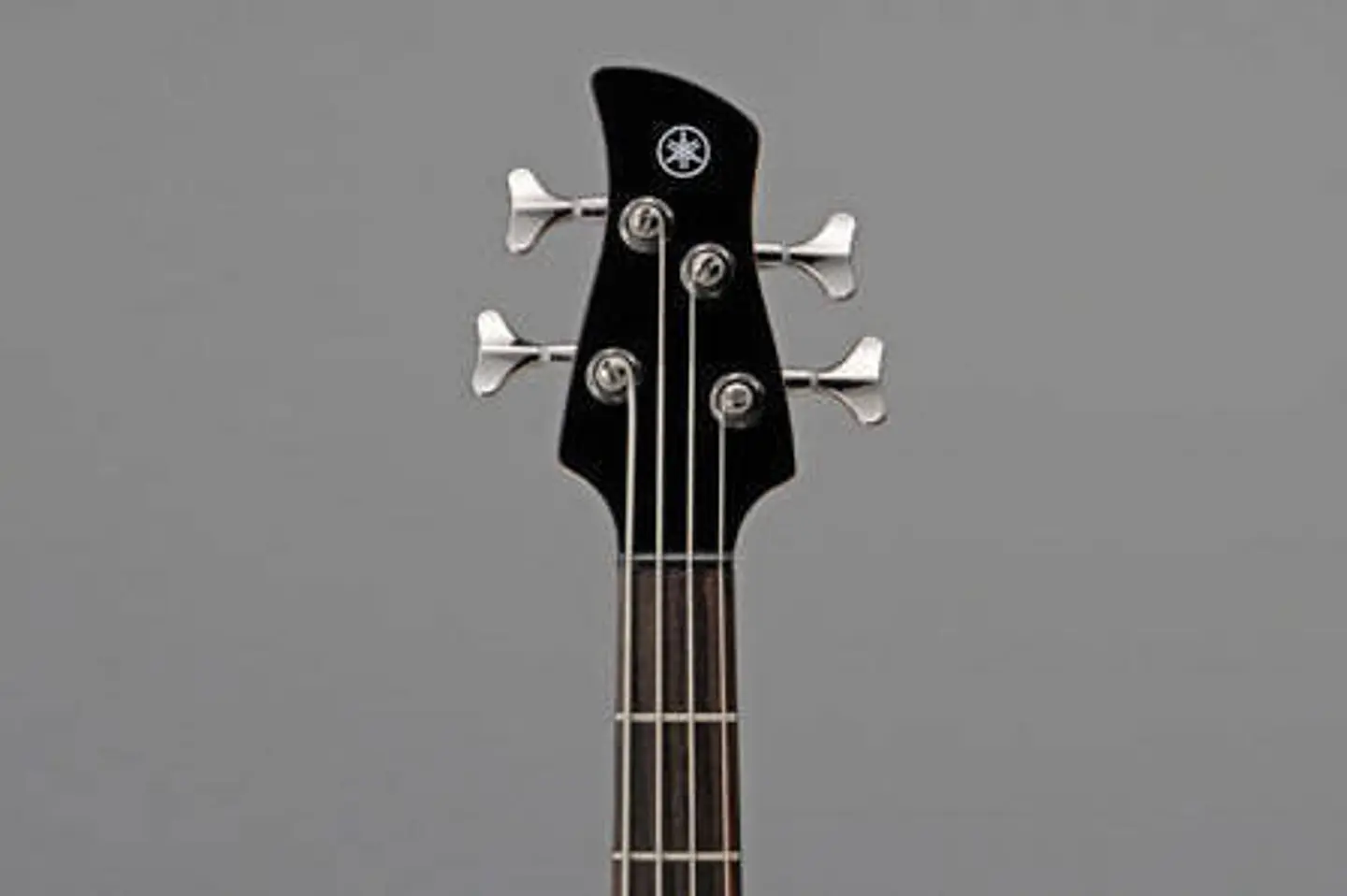 YAMAHA TRBX504 TRANSLUCENT BLACK BAJO ELECTRICO 4