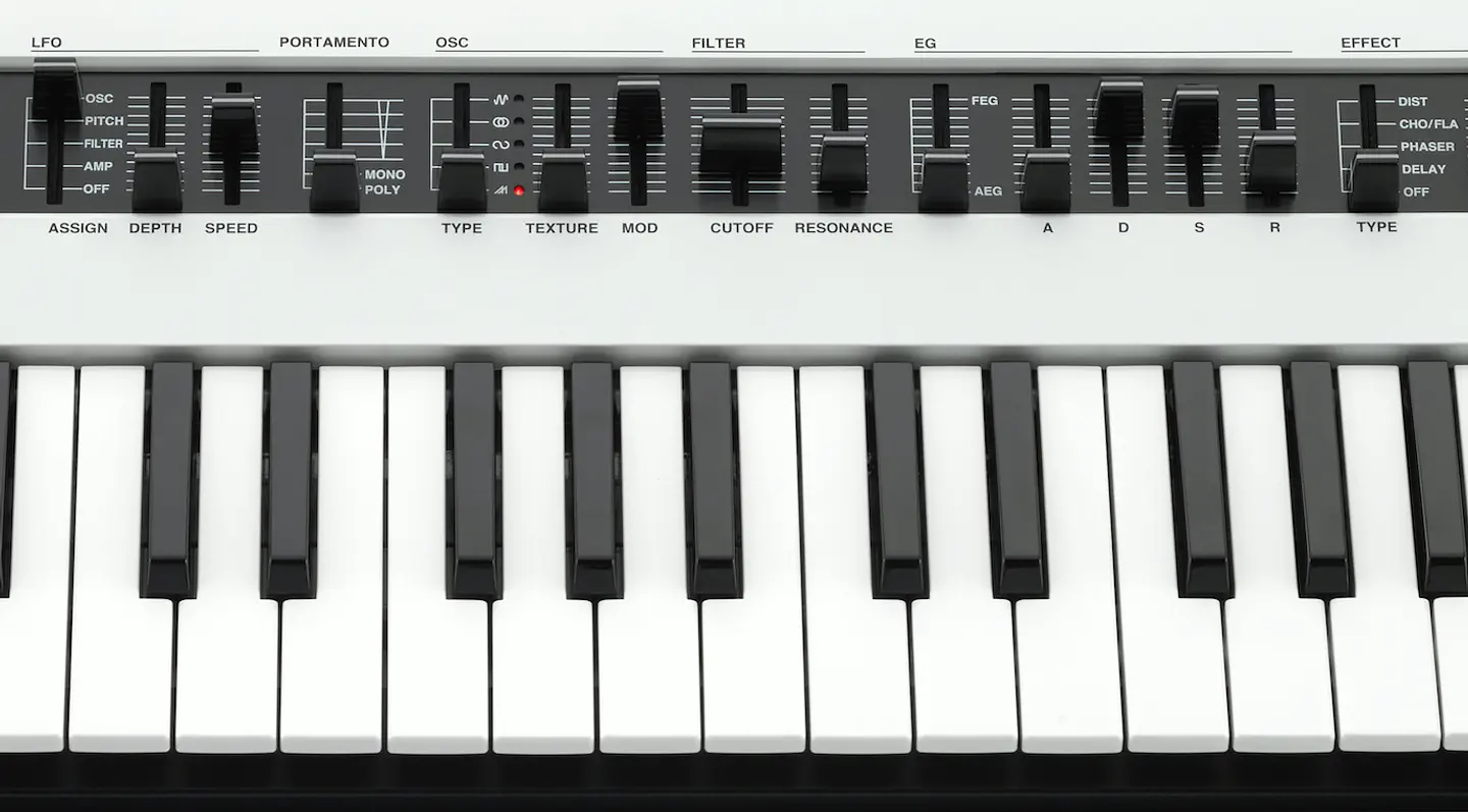 YAMAHA REFACE CS SINTETIZADOR 6