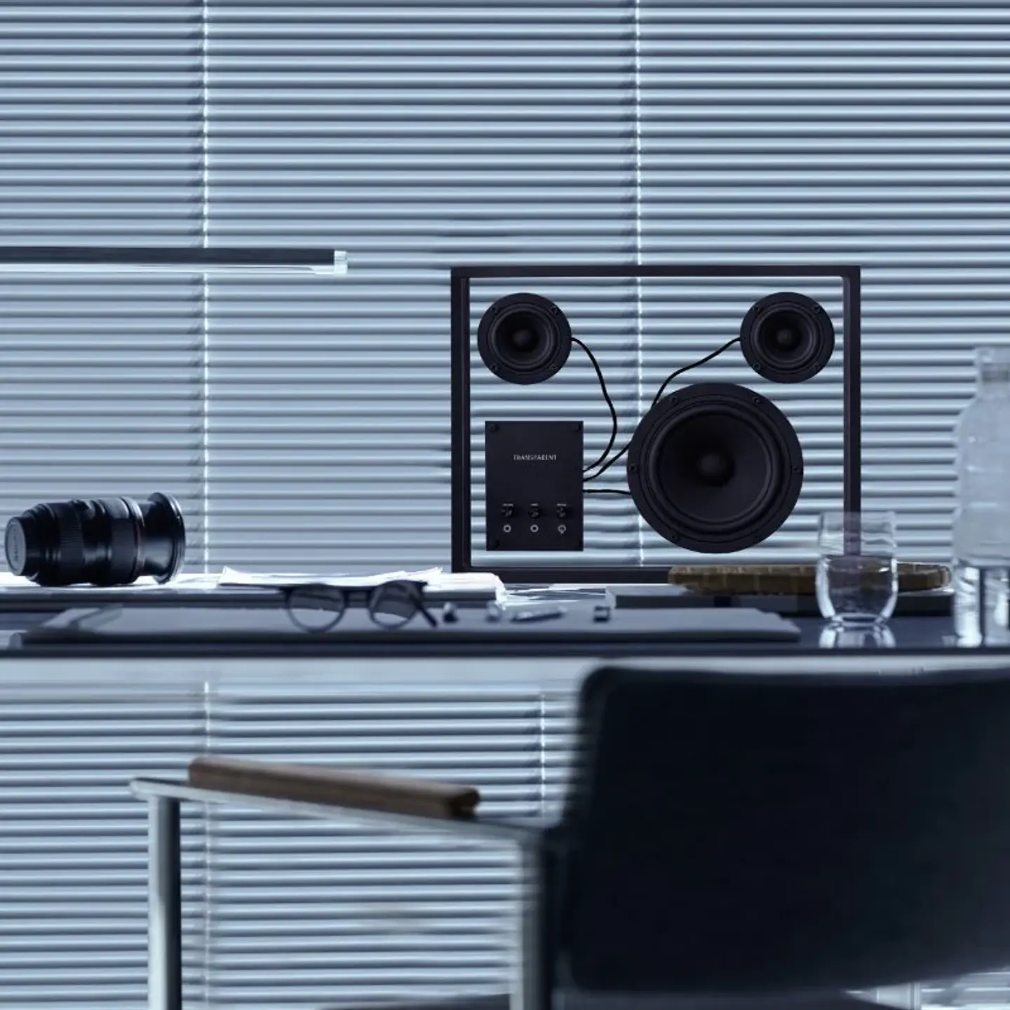 TRANSPARENT BLACK SPEAKER PARLANTE BLUETOOTH 9