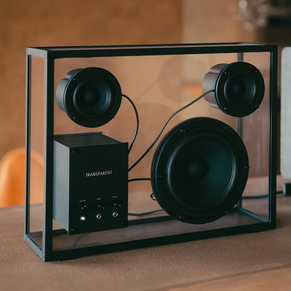 TRANSPARENT BLACK SPEAKER PARLANTE BLUETOOTH 10