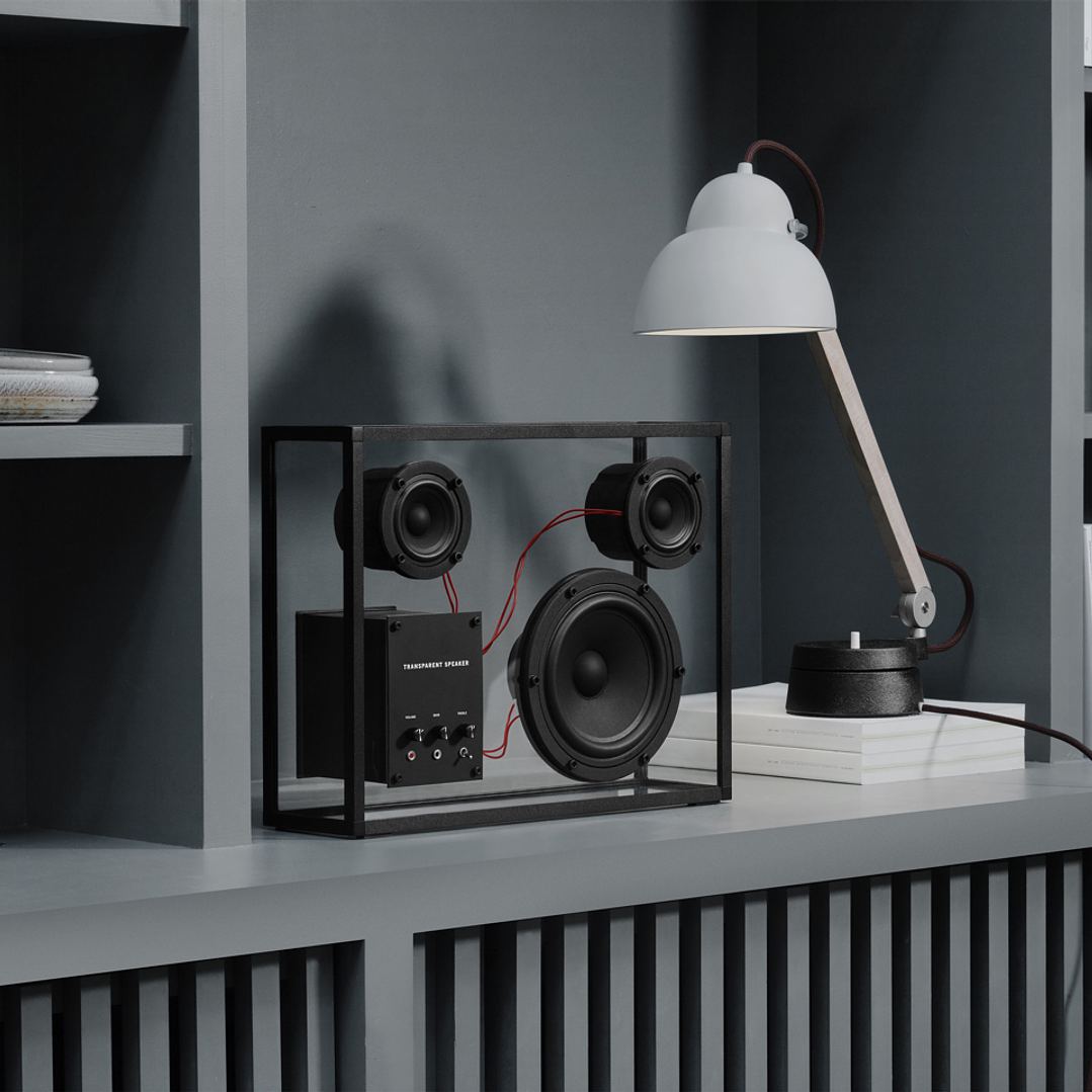 TRANSPARENT BLACK SPEAKER PARLANTE BLUETOOTH 10