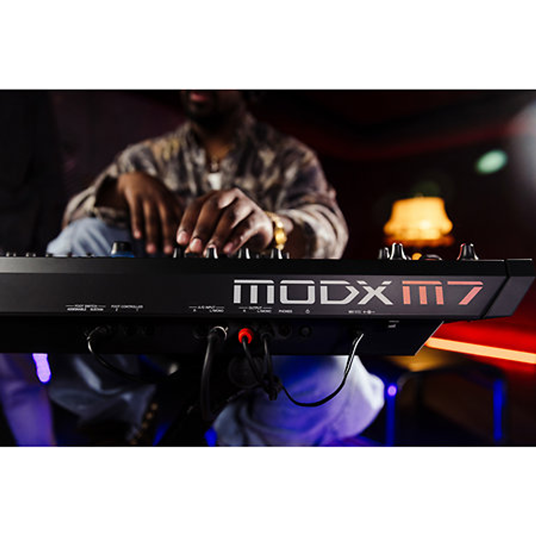 YAMAHA MODX7 M7 SINTETIZADOR 76 TECLAS 6