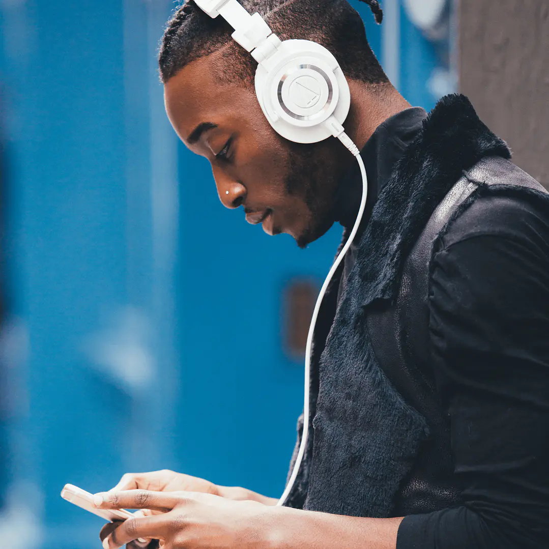 AUDIOTECHNICA AUDIFONOS PROFESIONALES DE MONITOREO ATHM50X WHITE 5