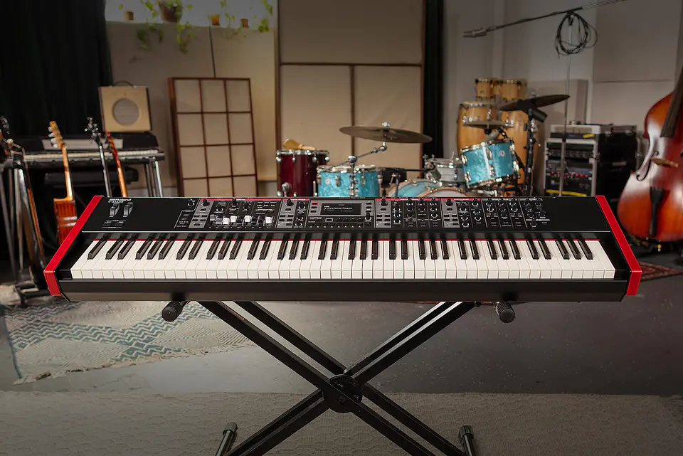 ROLAND V-STAGE 88 STAGE PIANO 88 TECLAS 2