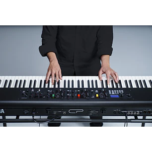 YAMAHA CP73 DIGITAL STAGE PIANO