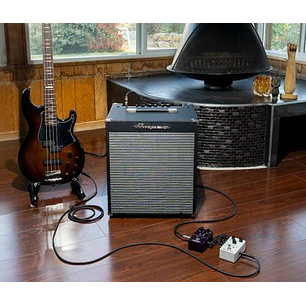 AMPEG AMPLIFICADOR DE BAJO ROCKETBASS 108 30W