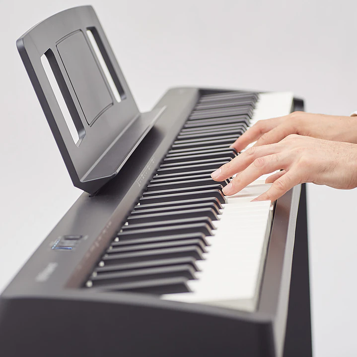 ROLAND FP10 PIANO DIGITAL 2