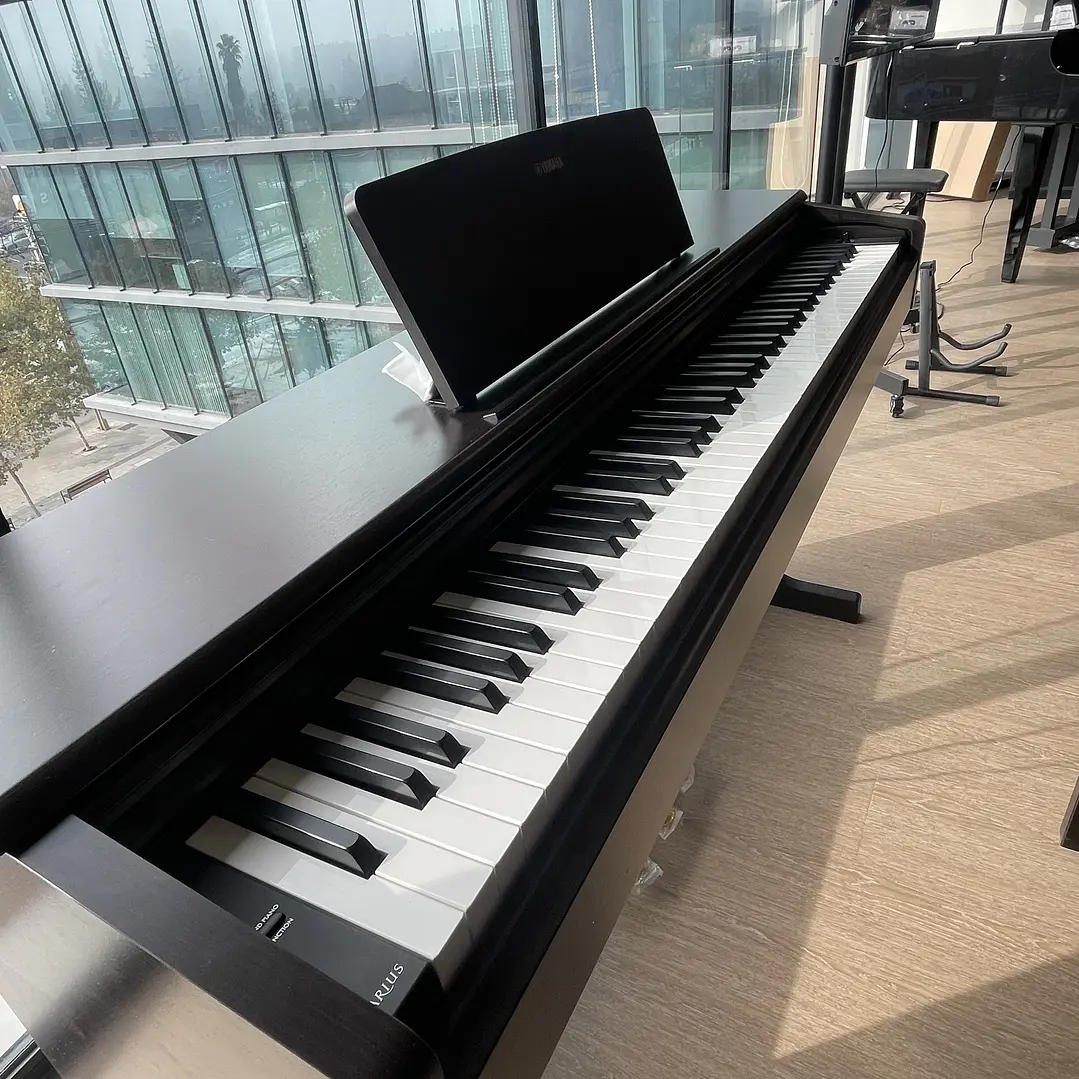 YAMAHA ARIUS YDP105R PIANO DIGITAL ROSEWOOD - PRODUCTO DEMO SALES 3