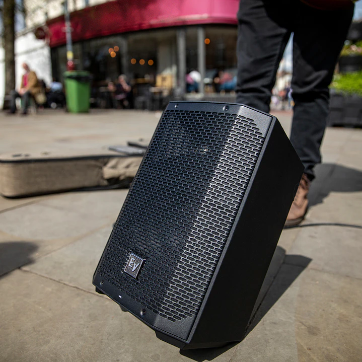 ELECTRO VOICE EVERSE 8 PARLANTE ACTIVO PORTATIL CON BLUETOOTH 2