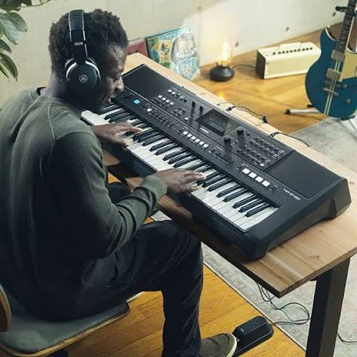 YAMAHA PSRE483 TECLADO PORTATIL 5