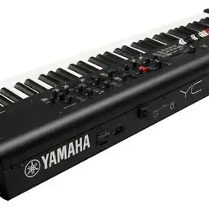 YAMAHA YC73 STAGE KEYBOARD 73 TECLAS 9