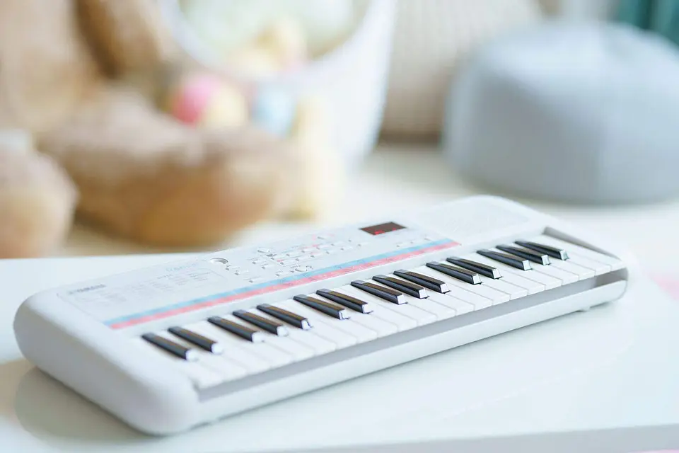 YAMAHA PSSE30 REMIE TECLADO INFANTIL 4
