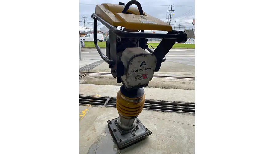 Vibropison bencinero 4 hp GE Wilson 11KN  GTR80R20 2