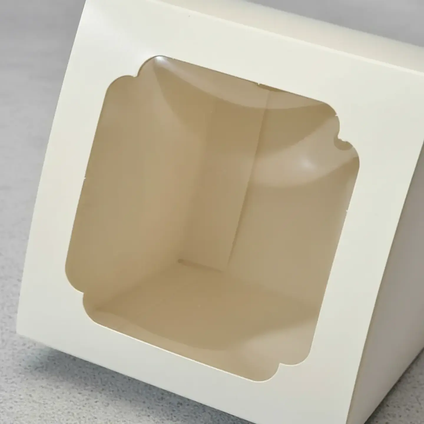 Caja Blanca Con Ventana Para Tortas 20x20x20cm 5