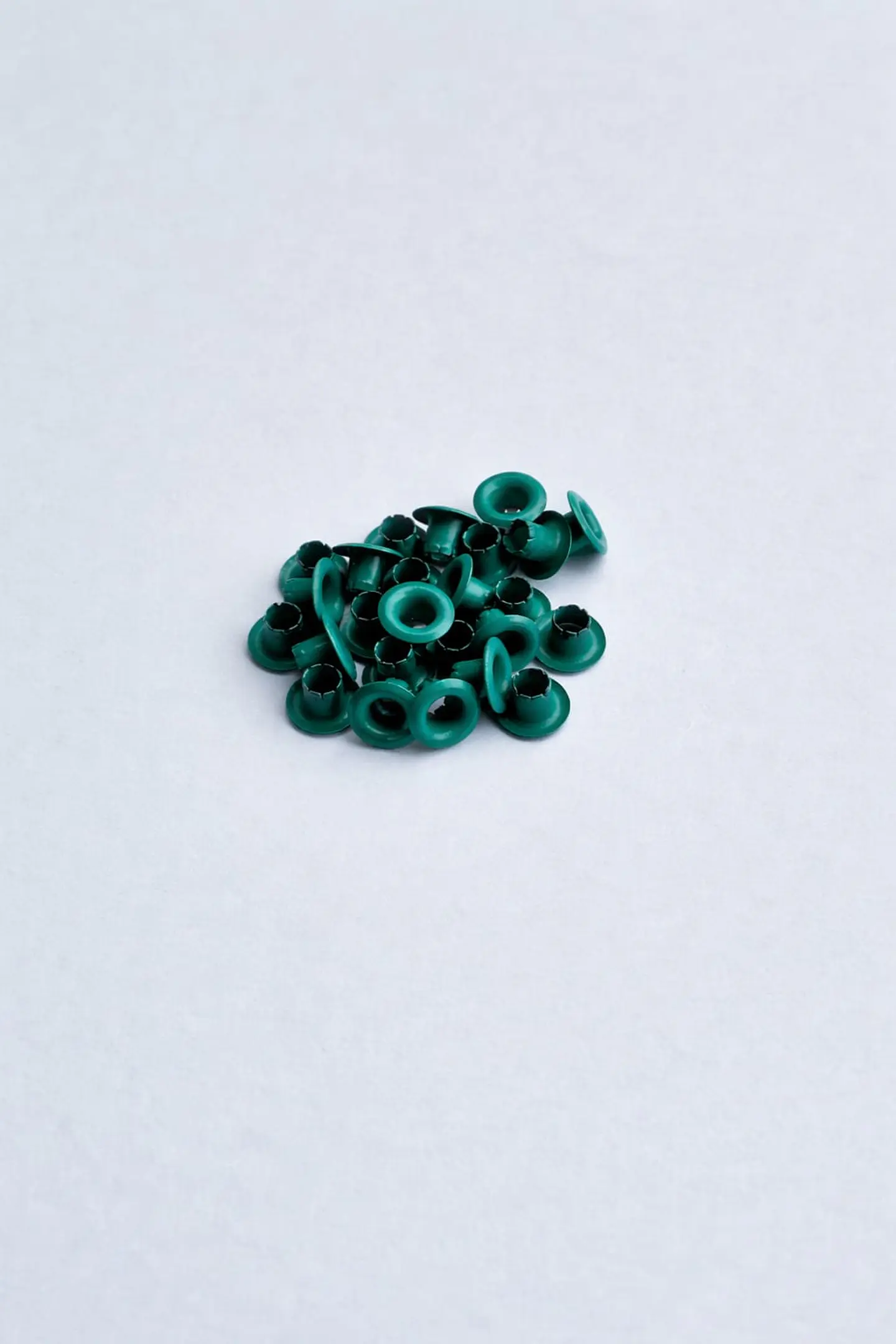 Ojetillos/Eyelets Metálicos 4mm Colores 10