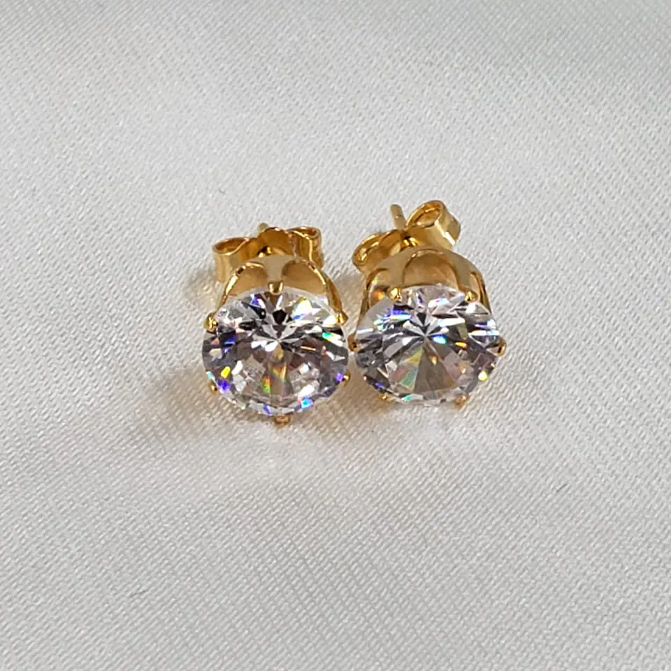 TOPO REDONDO CON ZIRCÓN BAÑO DE ORO  1