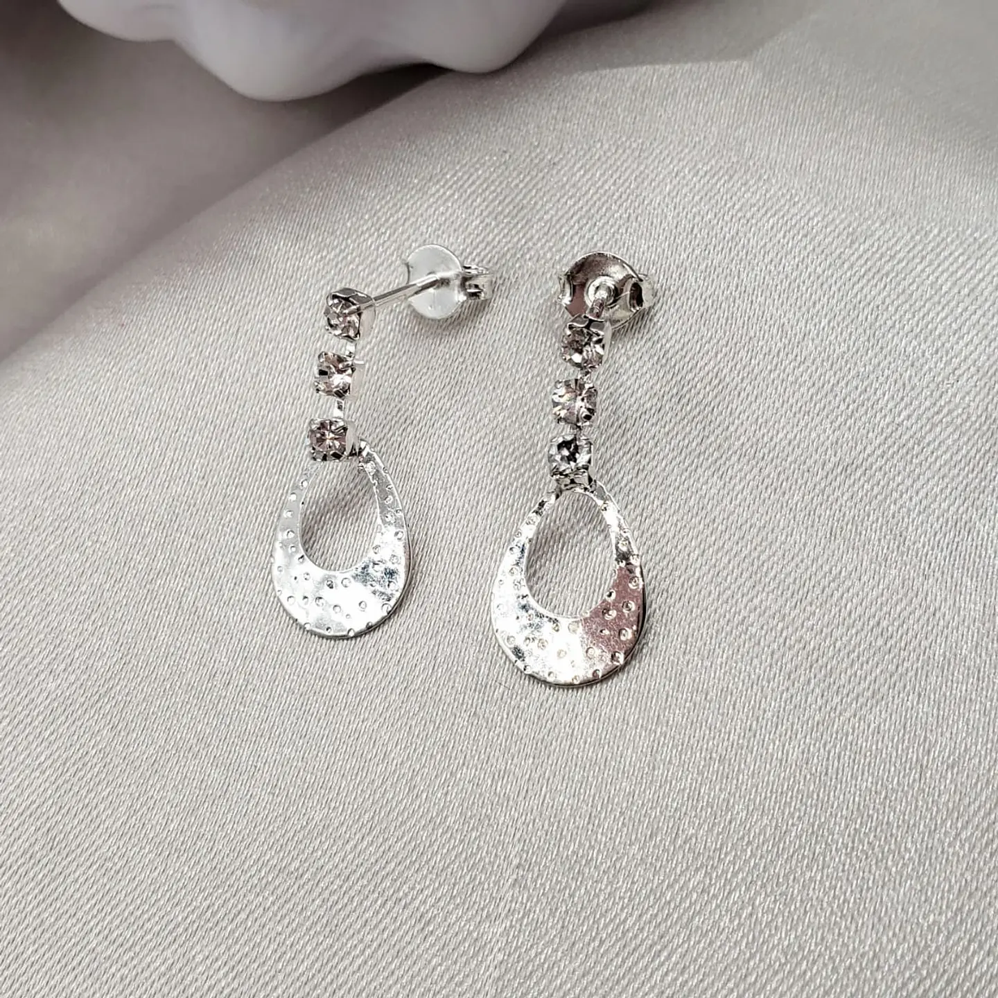 ARETE  GOTA TALLADA  1