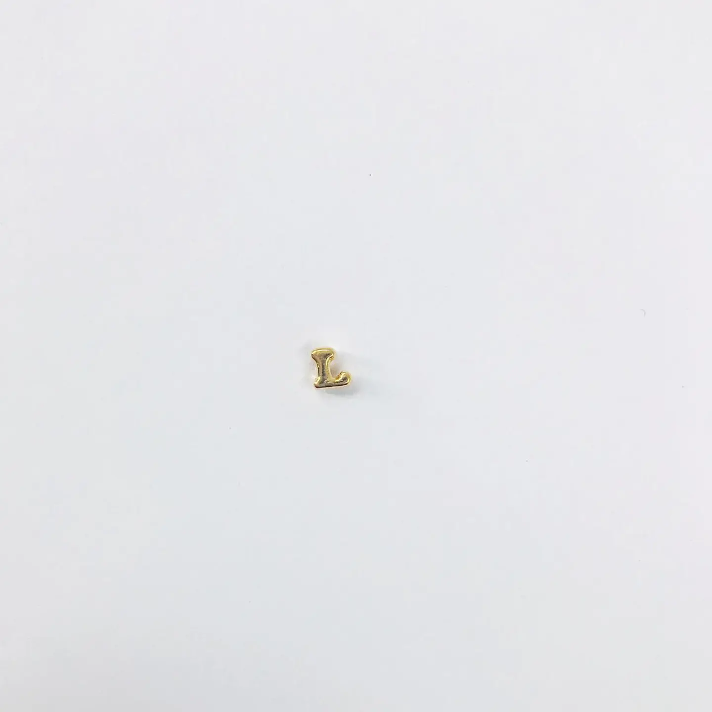 LETRA L BAÑO DE ORO T6185  1