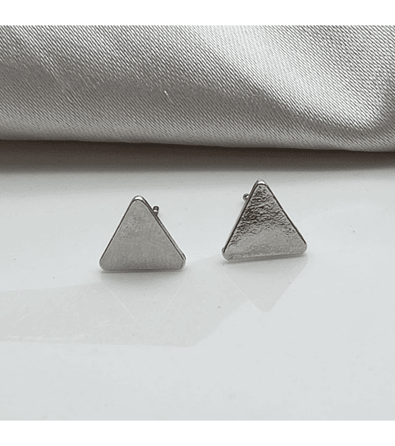 TOPO TRIANGULO LISO TZP0033